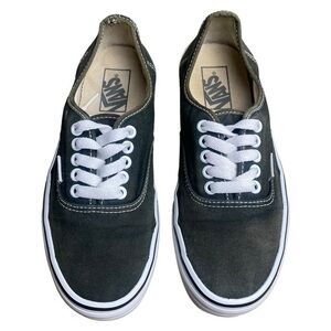 Vans Women’s Classic Low Top Black Lace Up Shoes Size 8